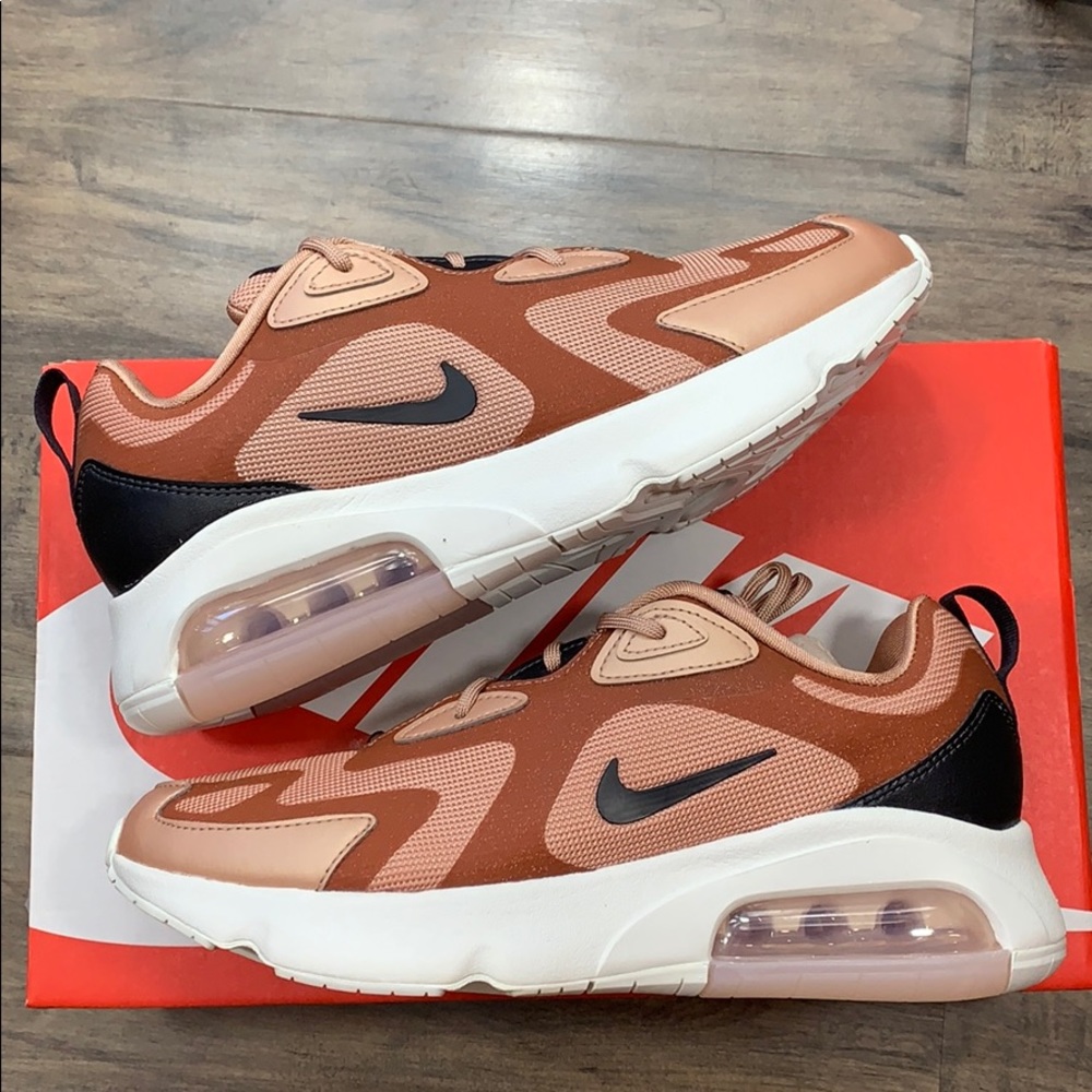 W AIR MAX 200 running shoes - Picture 3 of 16